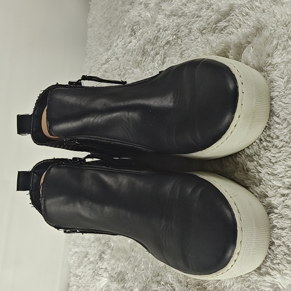 Brash Hidden Wedge Sneakers Womens Size 8 Black Fashion Zipper